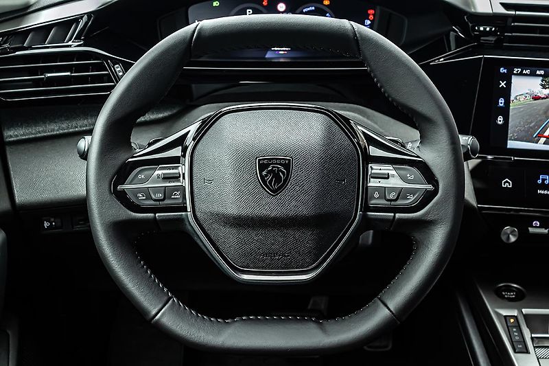 Peugeot 308 1,2 ALLURE Hybrid 145 e-DCS6 - fotka 14 z 18