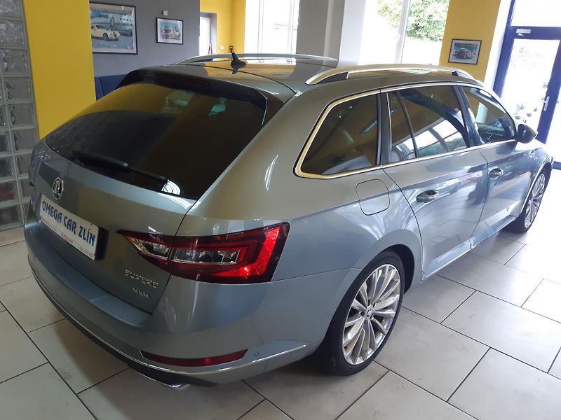 Škoda Superb 2.0 TSI COMBI L&K DSG 4x4    - fotka 6 z 29