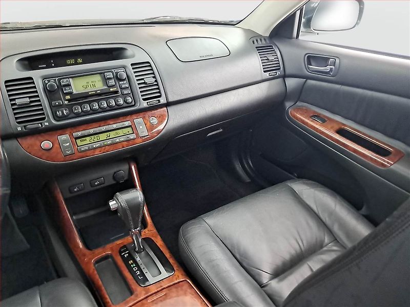 Toyota Camry (2002) 2.4 i, Automat, po STK - fotka 8 z 18