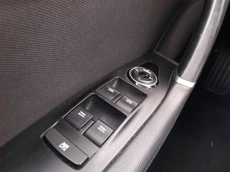 Hyundai i40 (2012) 1.7 CRDI, Tempomat - fotka 21 z 24
