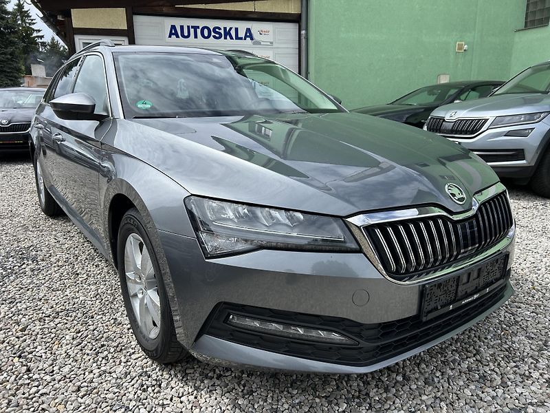 Škoda Superb (2022) 2.0 TDi 110 KW DSG - fotka 4 z 27