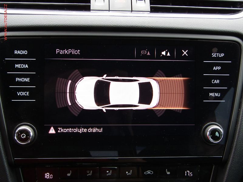 Škoda Octavia (2019) 2.0 TDi, 1.maj,ČR, Style, LED - fotka 18 z 21