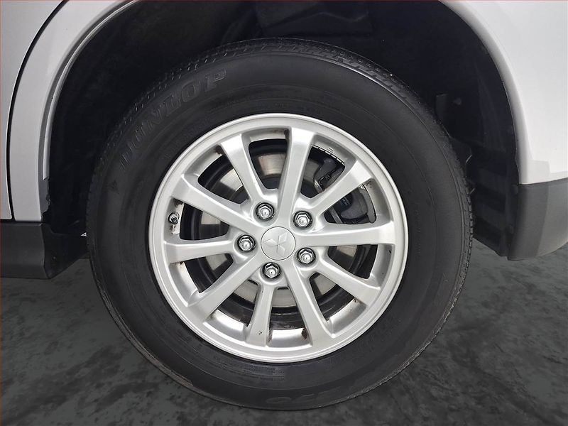 Mitsubishi ASX (2014) Inform 1.6 MIVEC, Tempomat - fotka 15 z 15