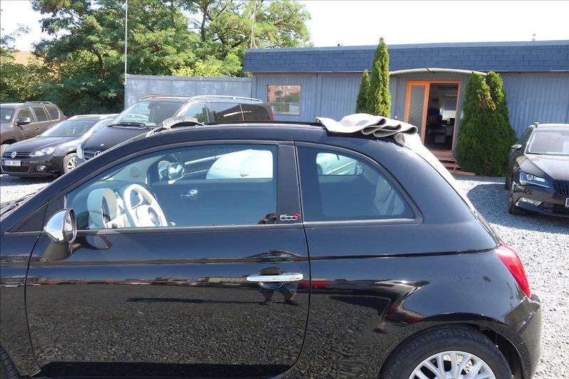 Fiat 500C 1,0 i BSG, SERVIS. KN., NAVI. - fotka 31 z 41