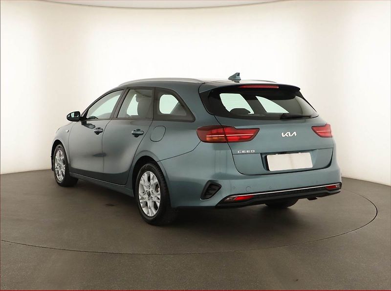 Kia Ceed (2023) Spin 1.0 T-GDI, SPIN, DPH - fotka 4 z 14