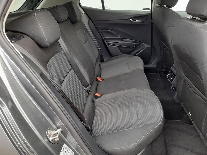 Škoda Fabia Top Selection 1.0 TSI 85kW 6MP - fotka 19 z 20