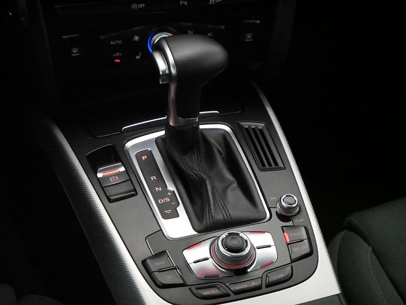 Audi A4 - fotka 23 z 26