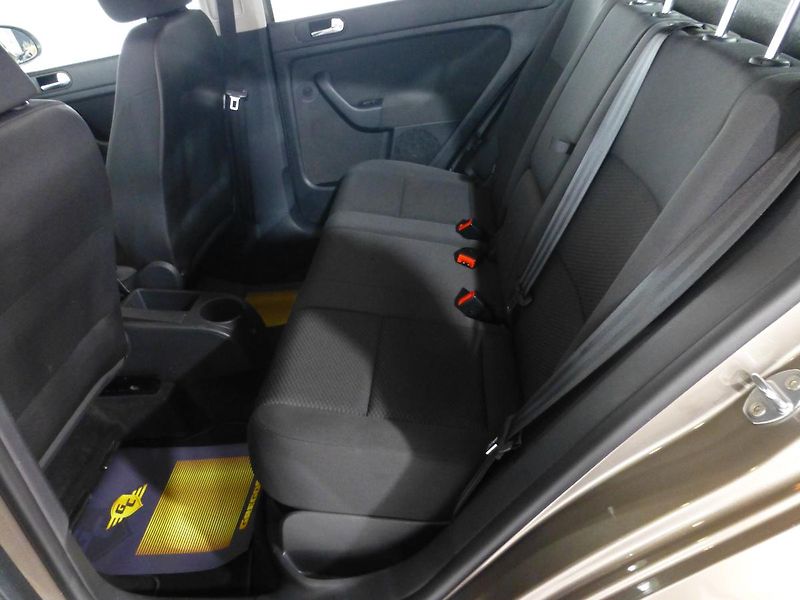 Volkswagen Golf Plus (2011) 1,2TSI*PARK.S**ALU***VYHŘ.SED. - fotka 13 z 24