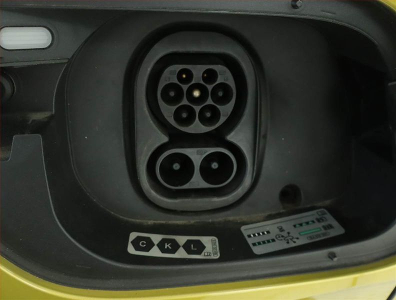 Volkswagen ID.4 (2020) 1st (82 kWh), SoH 92% - fotka 17 z 18