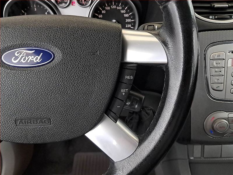 Ford Focus (2009) 1.6 TDCi, po STK, Klima - fotka 15 z 18