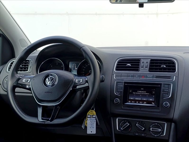 Volkswagen Polo 1,4 TDi Klima Alu kola - fotka 16 z 33