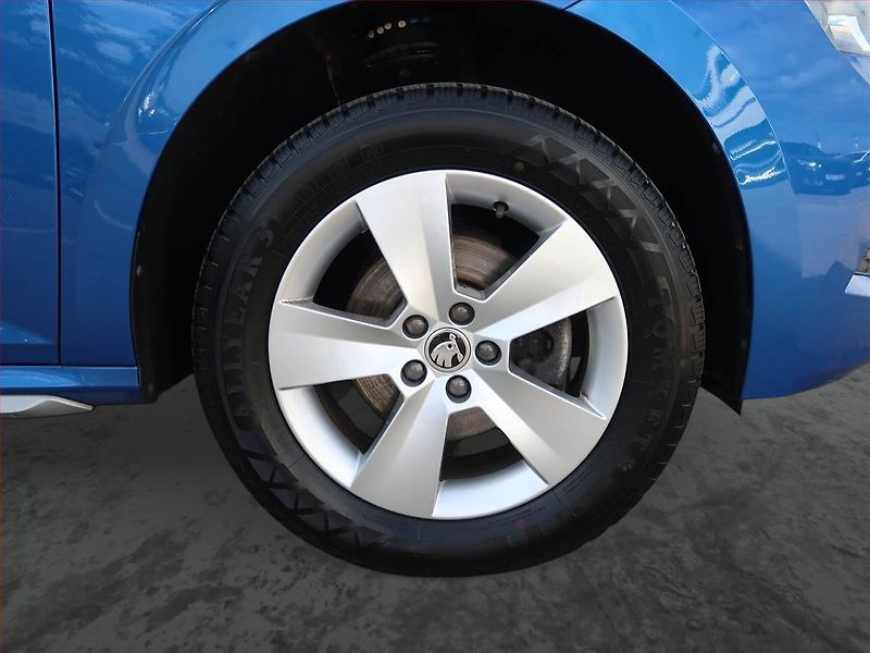 Škoda Kamiq (2021) Ambition 1.0 TSI, Tempomat - fotka 14 z 19