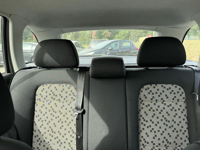 Škoda Fabia 1.2i - fotka 14 z 18