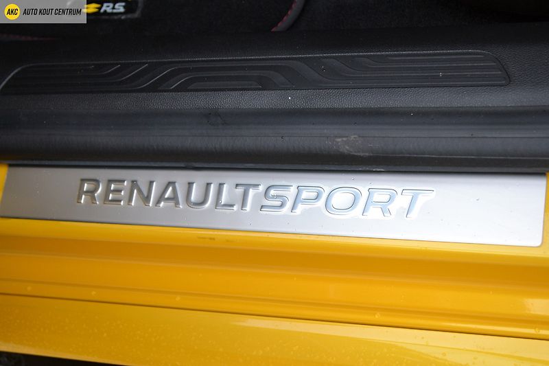 Renault Mégane R.S. TROPHY 1.8TCE 300 EDC - fotka 50 z 67