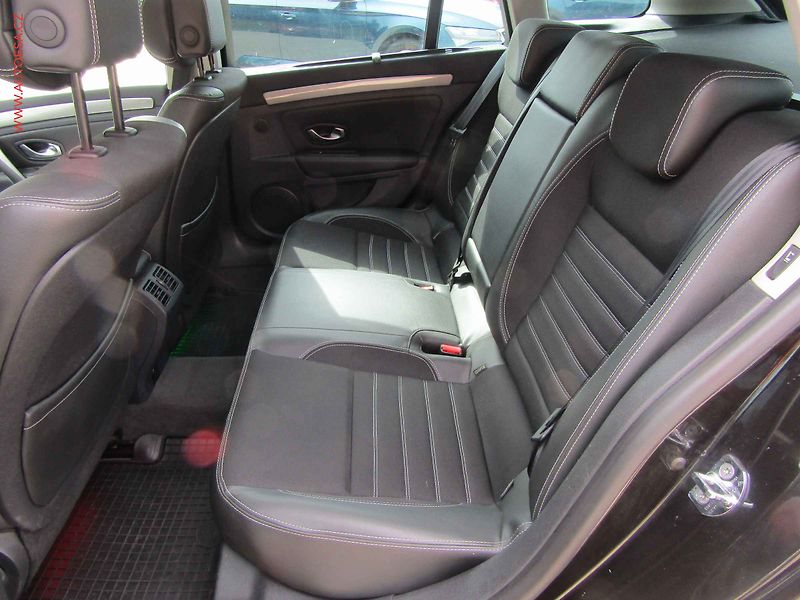 Renault Laguna (2014) 2.0DCi, autoAC - fotka 9 z 16