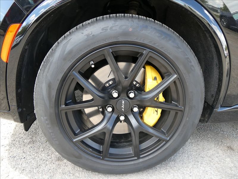 Dodge Durango 6,4 SRT AWD 354kW,1.maj,ČR,LPG - fotka 17 z 50