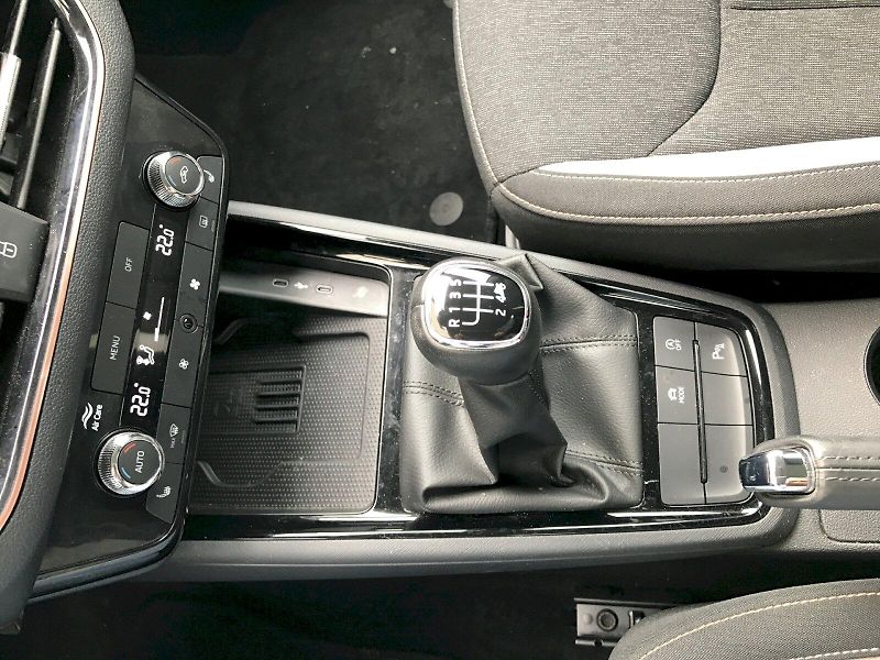 Škoda Scala (2025) SELEC TSI 85/1.0 M6F - fotka 27 z 28