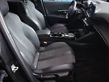 Peugeot 2008 (2023) GT 1.2 PureTech - náhled 9