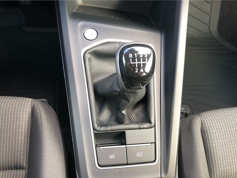 Volkswagen Golf 1.5 TSI - fotka 21 z 28