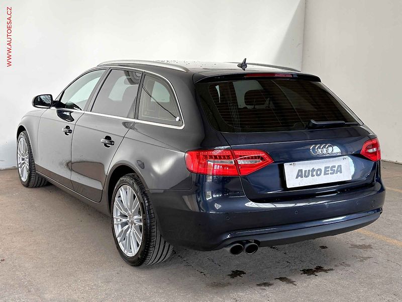 Audi A4 (2014) 2.0 TDi, AC, bixen - fotka 6 z 16