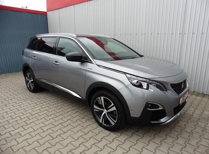Peugeot 5008 2,0 HDi GT-Line 1.maj. 7.míst - fotka 2 z 19