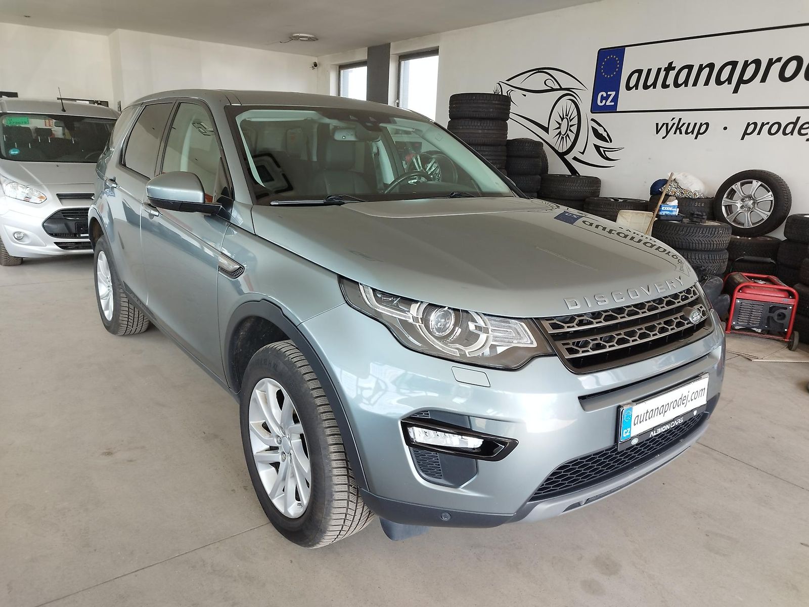 Land Rover Discovery Sport 2,0D,110KW,4X4,LED,1ROK ZÁRUKA