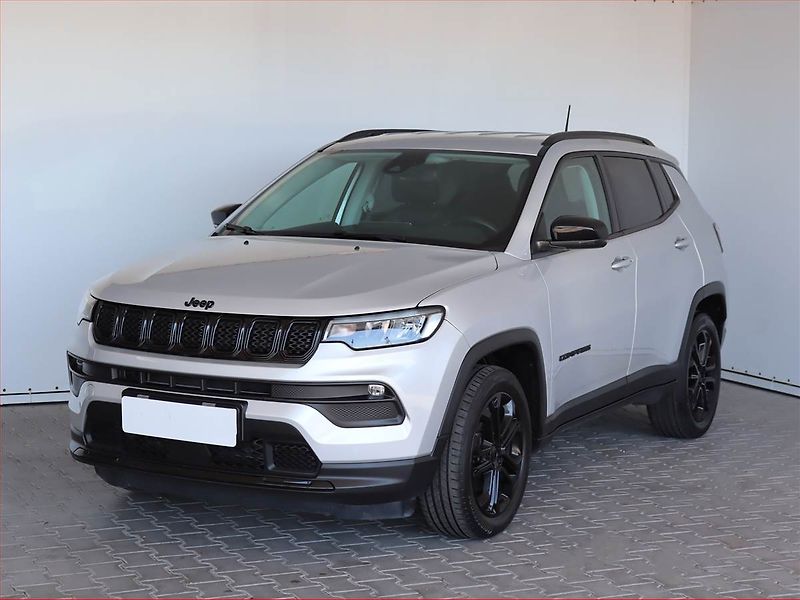 Jeep Compass (2023) 1.5 Turbo e-Hybrid - fotka 2 z 20