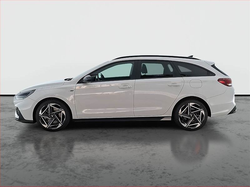 Hyundai i30 (2025) 1.5 T-GDI MHEV 48V, N- Line - fotka 3 z 20