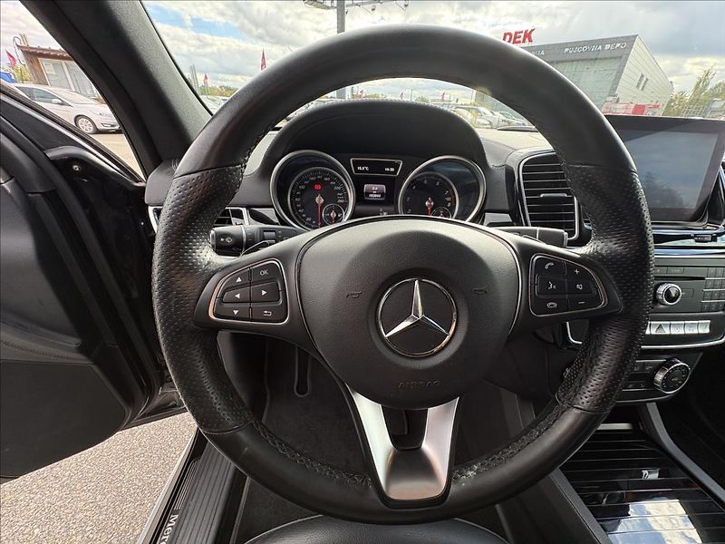 Mercedes-Benz GLE 5,0 500 AMG V8 Servis MB,Top - fotka 8 z 61