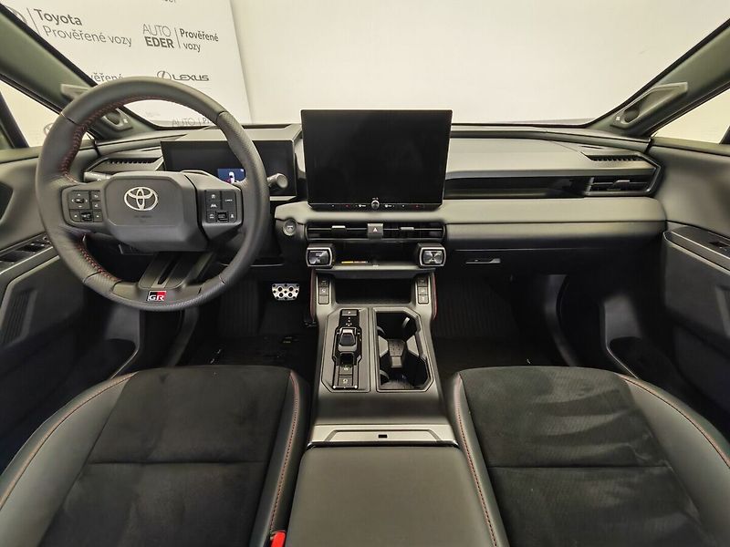 Toyota RAV4 2.5 Hybrid GR Sport 4WD e-CVT - fotka 12 z 47
