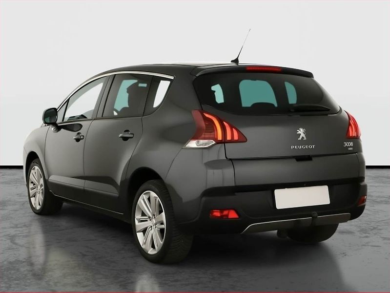 Peugeot 3008 (2014) 1.6 HDi, Automat, Navi, Xenony - fotka 4 z 18