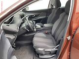 Peugeot 3008 (2017) 1.2 PT, Active, TZ, navi - náhled 9