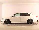 Volkswagen Jetta (2011) 1.6 TDI, Park. senzory - náhled 2