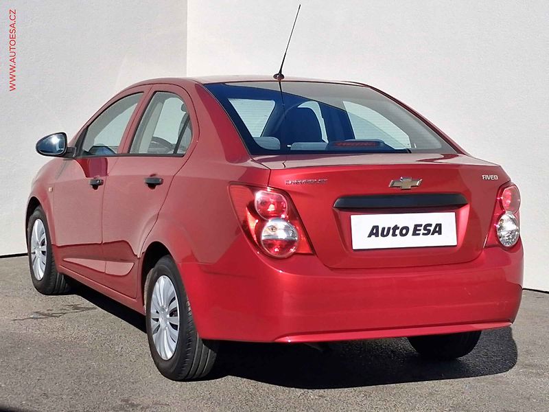 Chevrolet Aveo (2012) 1.2i, Klima - fotka 6 z 15