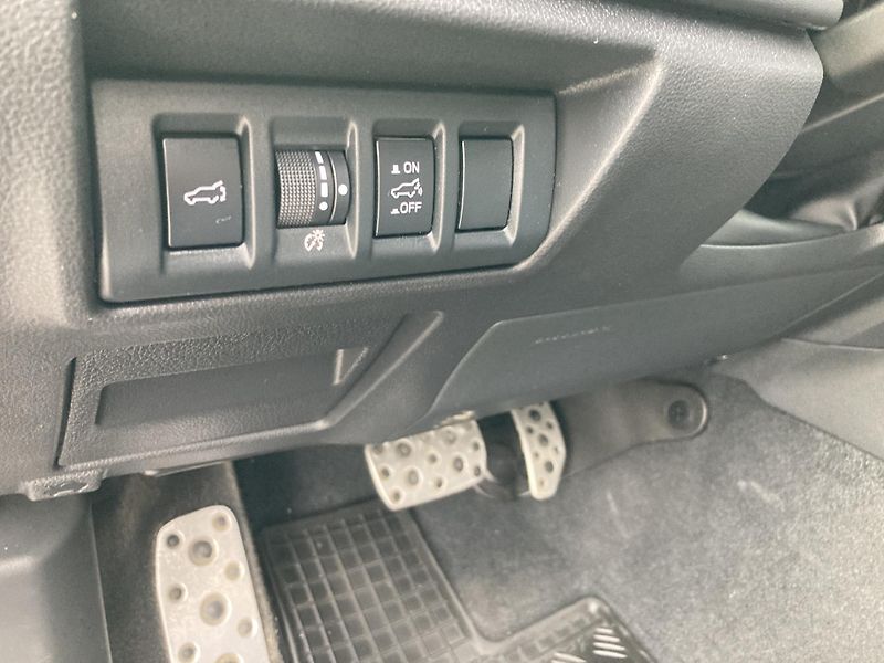 Subaru Outback (2021) 2,5i CVT Touring * ZÁRUKA * - fotka 9 z 18