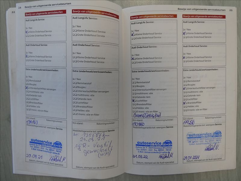 Audi A3 1,6 TDi 77kW serviska,digi.kli - fotka 43 z 47