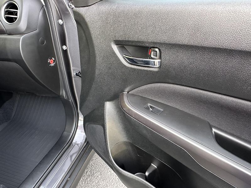 Suzuki Vitara (2024) 4x4*1.4 hybrid/95Kw * 1.Maj.  - fotka 21 z 38