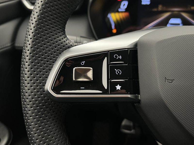 MG ZS 1.5 ICE ELEGANCE CZ 1.maj. - fotka 23 z 38