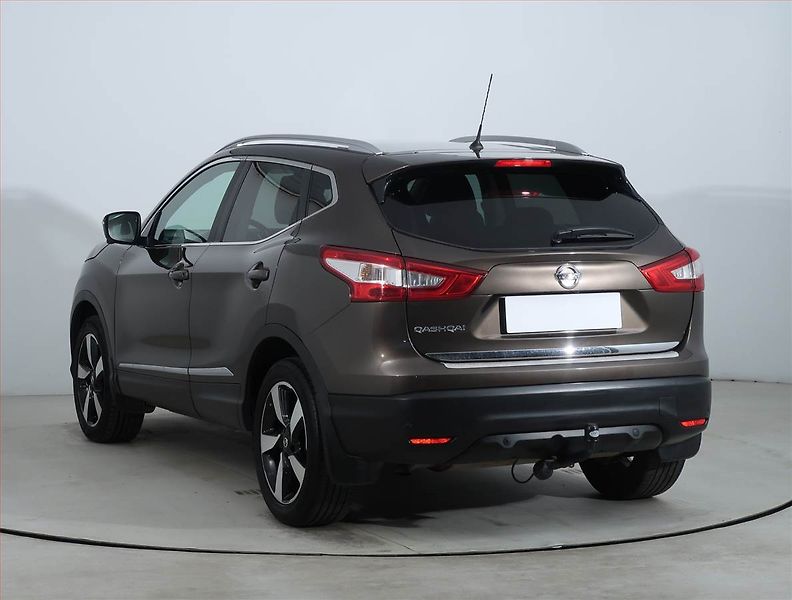 Nissan Qashqai (2016) 1.2 DIG-T, Serv.kniha, Navi - fotka 4 z 23