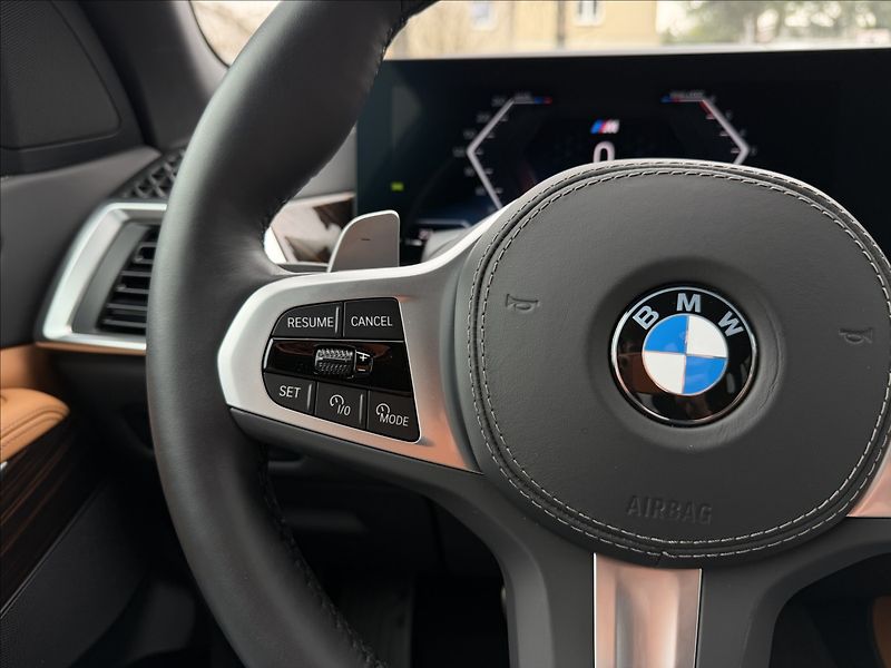 BMW X5 30d Msport Xdrive - fotka 16 z 36
