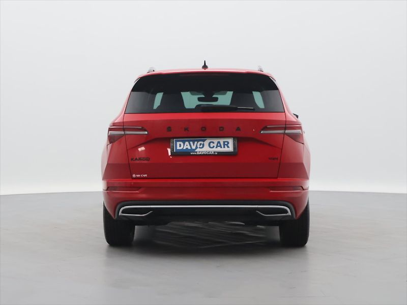 Škoda Karoq 2,0 TSI 140kW DSG CZ Sportline - fotka 6 z 33