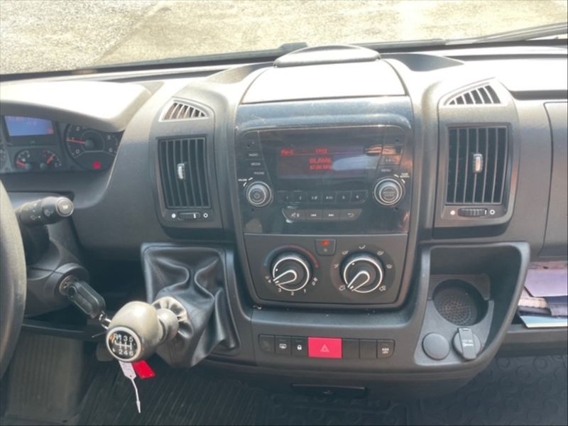 Peugeot Boxer 2,2 BHDI L2H2 - fotka 10 z 11