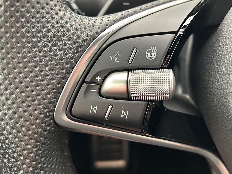 Škoda Octavia 2.0 TDI SportLine - fotka 18 z 32