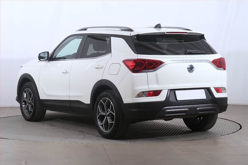 SsangYong Korando (2024) Premium 1.5 T-GDI - fotka 4 z 24