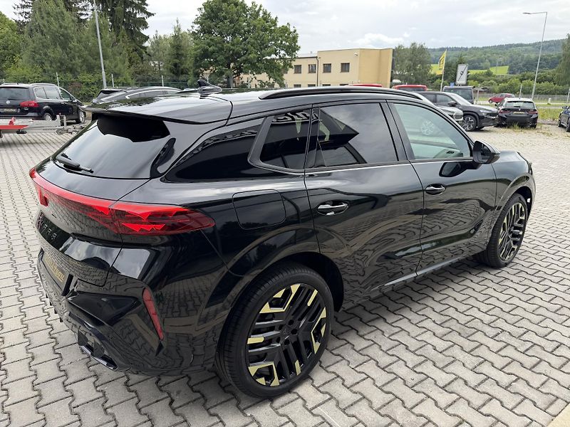Cupra Terramar (2026) 2.0TSI 150kW 4WD TRIBE R20 CZ! - fotka 9 z 39