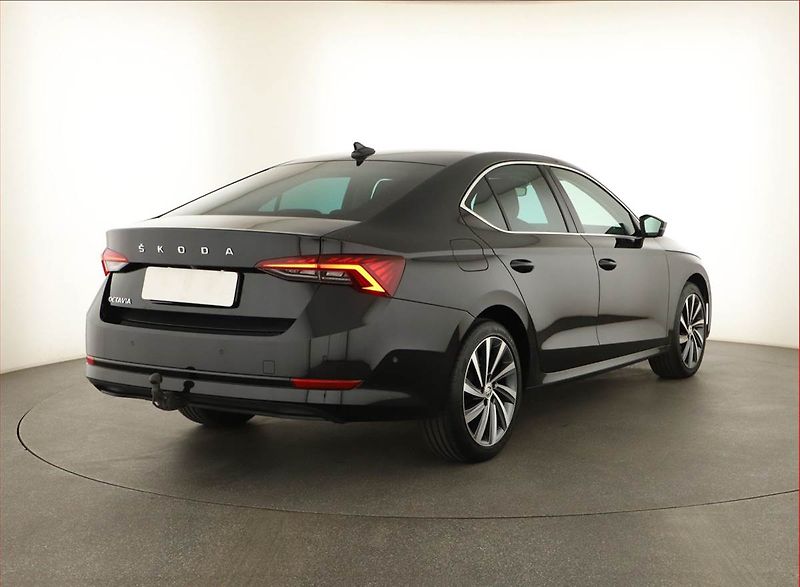 Škoda Octavia (2023) Style 2.0 TDI - fotka 5 z 17