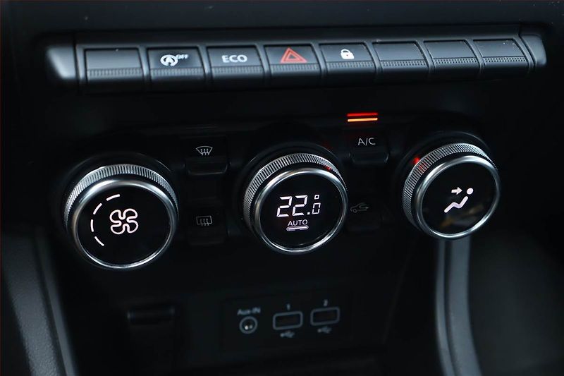 Renault Captur (2020) 1.0 TCe, LPG, Serv.kniha, Navi - fotka 13 z 25