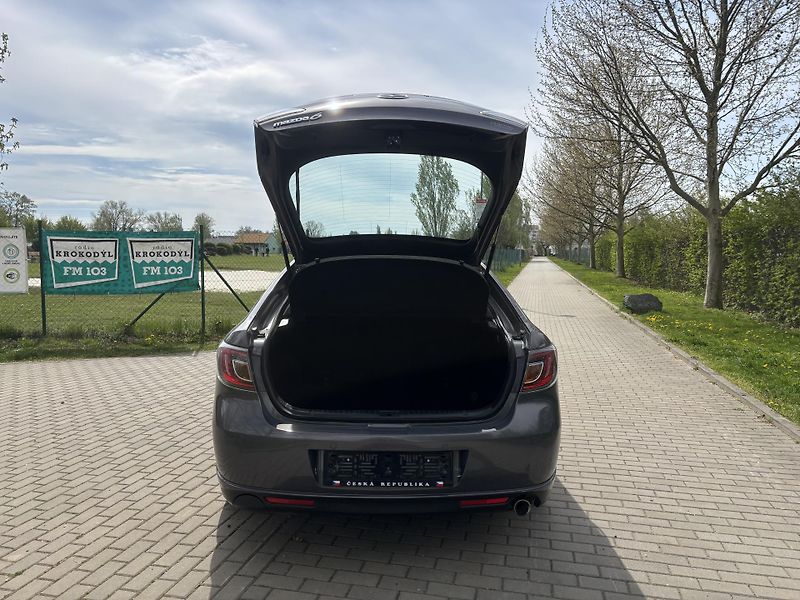 Mazda 6 1.8 Elegance - fotka 24 z 28