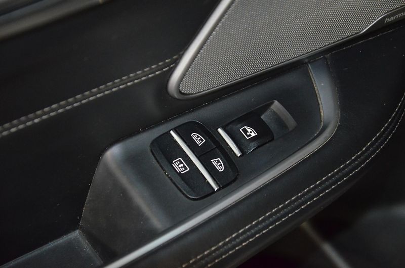 BMW Řada 6 (2018) 640d GT XDRIVE Luxury - fotka 22 z 28