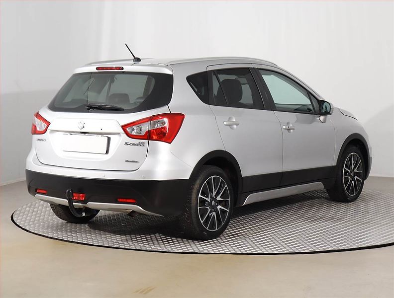 Suzuki SX4 S-Cross (2015) 1.6 VVT, 4X4, Automat - fotka 5 z 18
